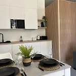 La Magdalena I Y Ii דירה *